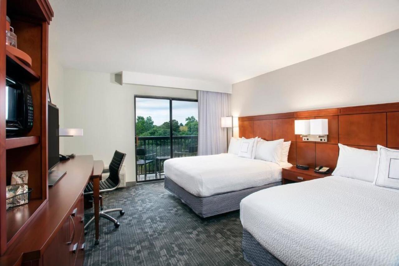 Courtyard By Marriott Myrtle Beach Barefoot Landing Briarcliffe Acres Exterior photo