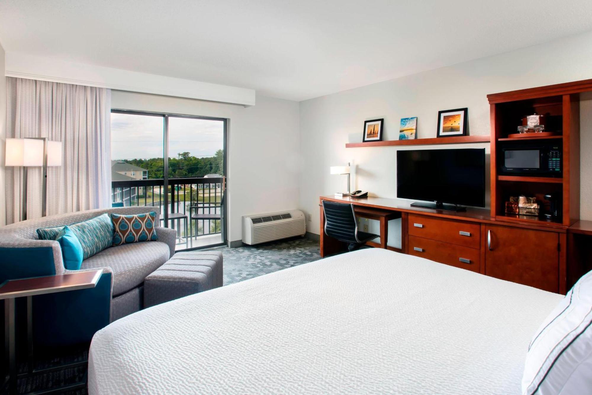 Courtyard By Marriott Myrtle Beach Barefoot Landing Briarcliffe Acres Exterior photo